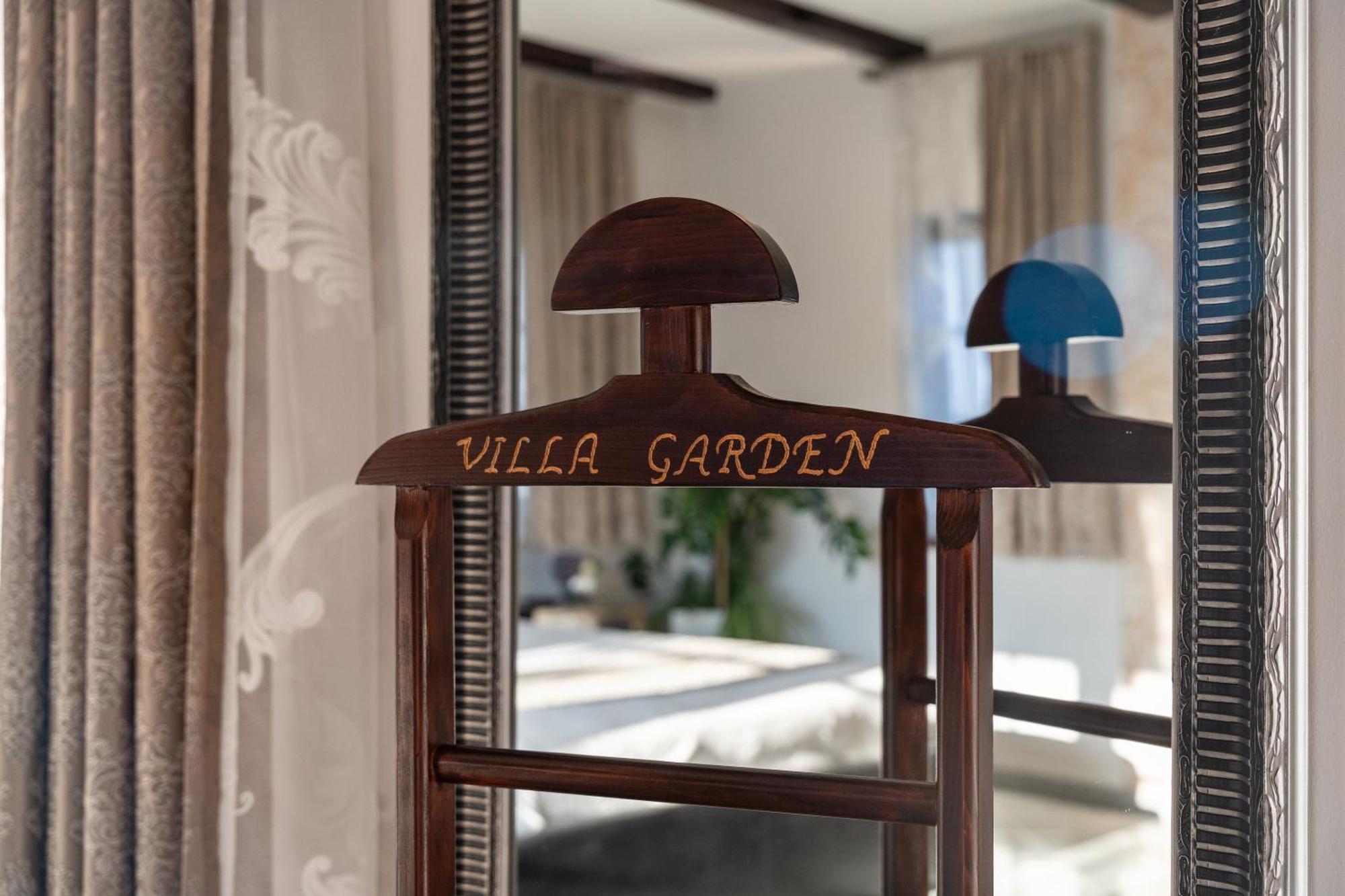 Villa Garden Zalaegerszeg Buitenkant foto
